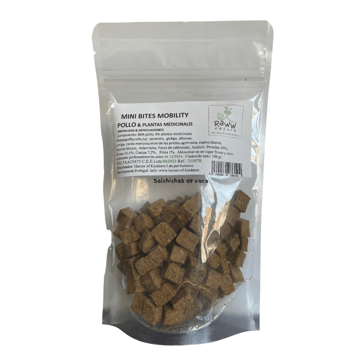 Mini mobility bites are natural chicken snacks with medicinal plants that support mobility and joint problems